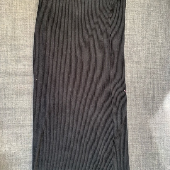 Zara Ribbed Midi Skirt - Picture 3 of 4